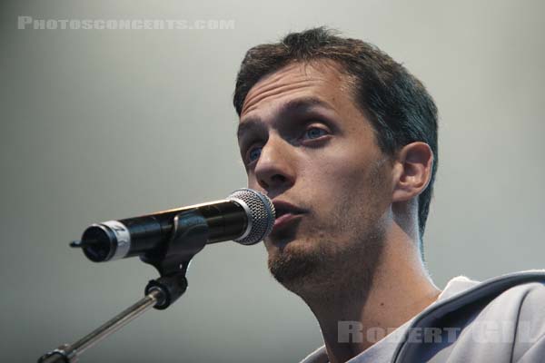 GRAND CORPS MALADE - 2006-08-26 - SAINT CLOUD - Domaine National - Scene de l'Industrie - 